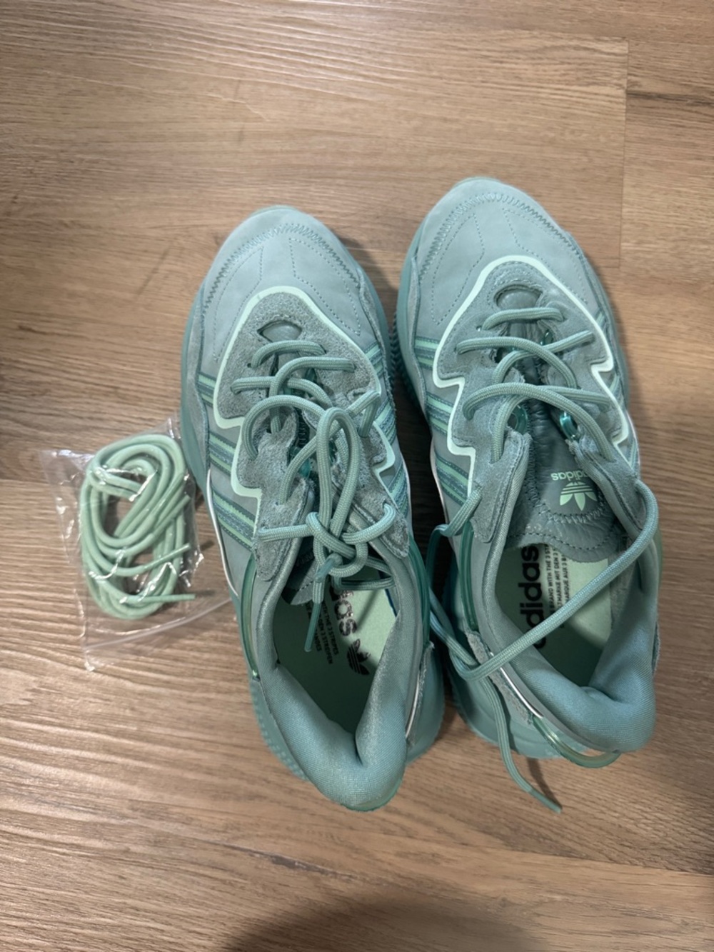 adidas Women's Mint Green Casual Sneakers